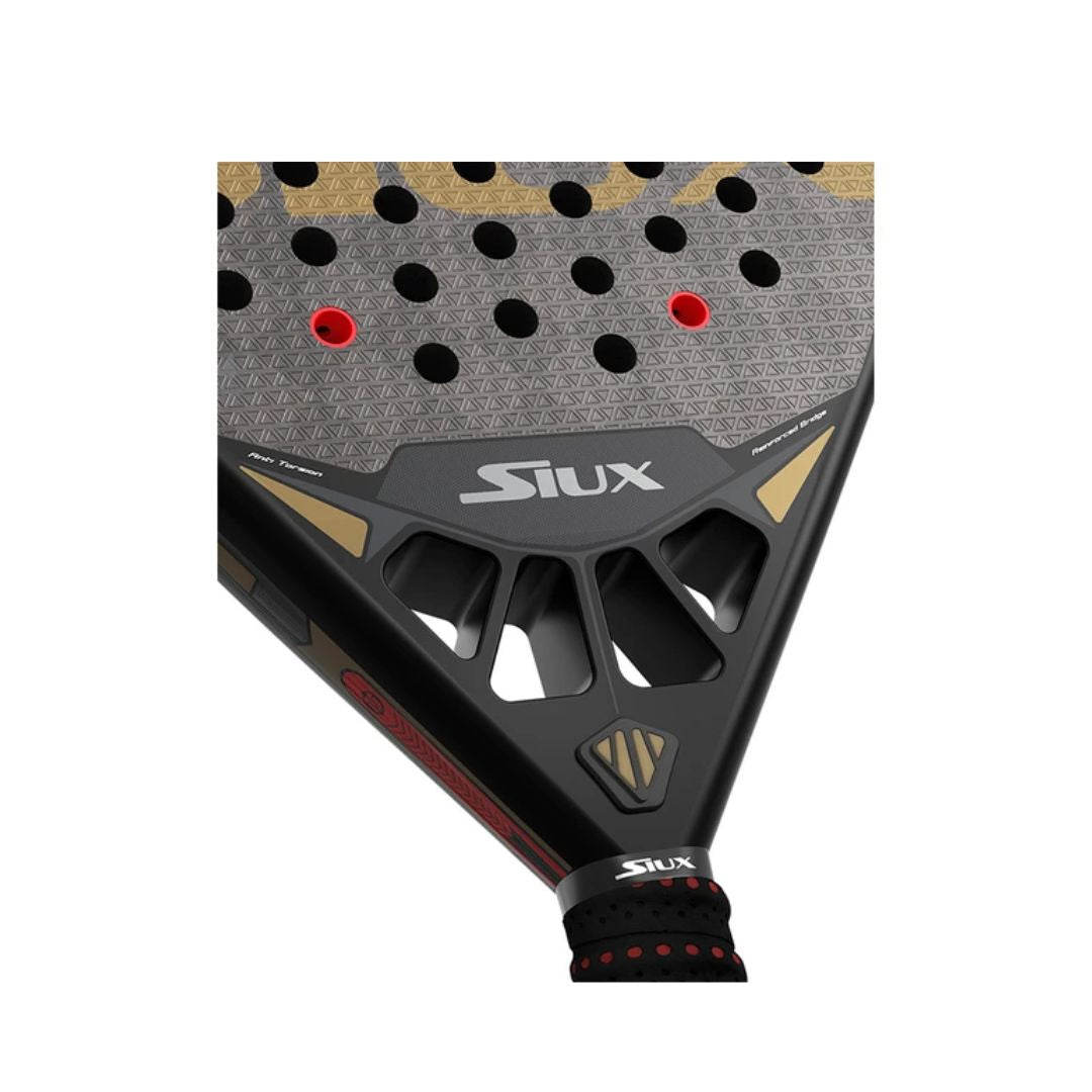 Siux Trilogy 3 Hybrid padel racket 2023